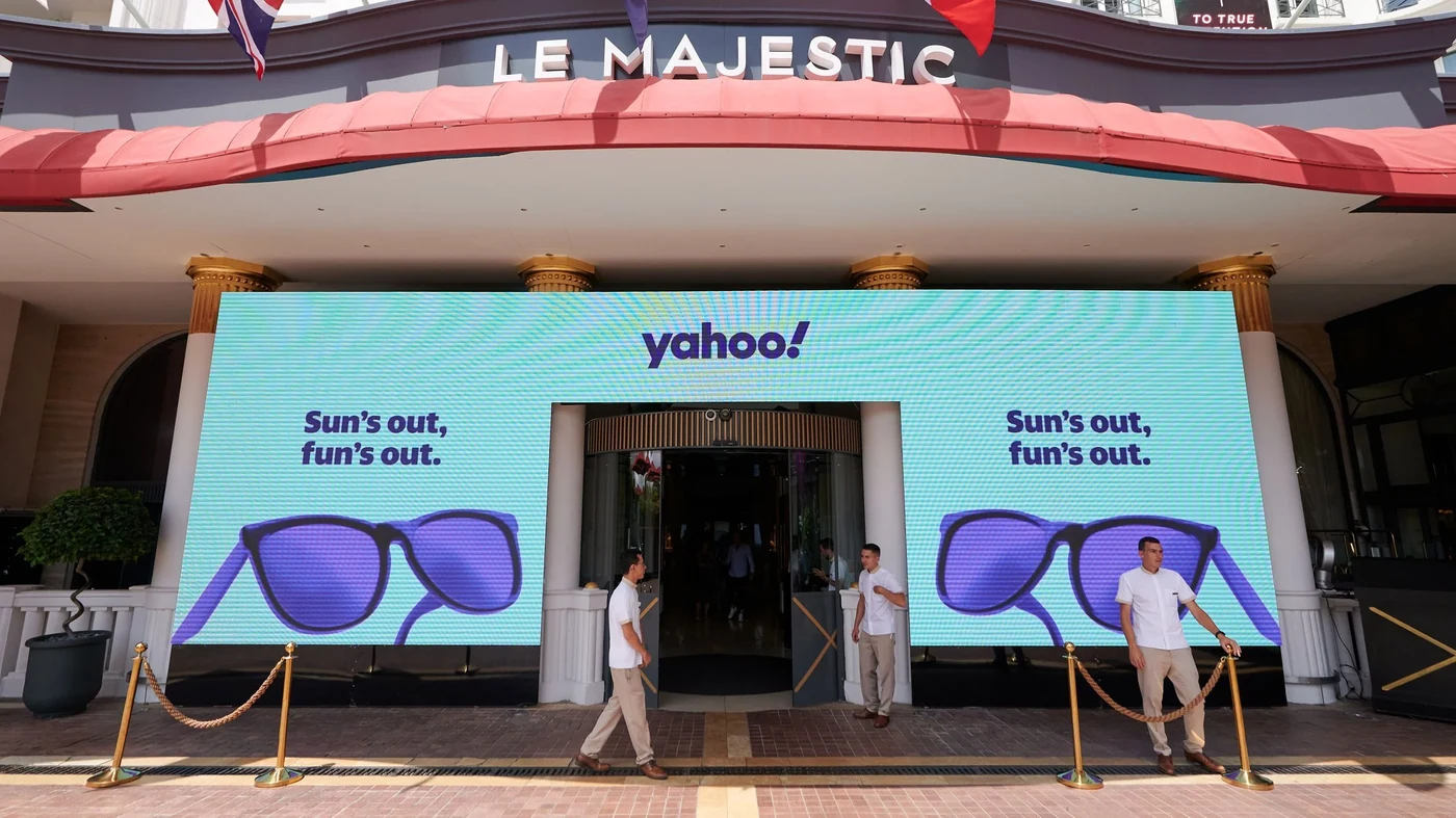 Material visual sobre La publicidad digital en Estados Unidos rozó US$300 mil millones y creció 13.9% en 2025